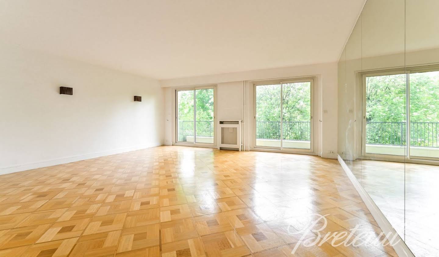 Apartment with terrace Neuilly-sur-Seine