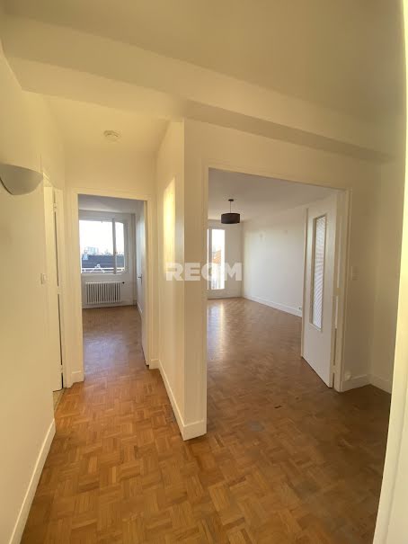 Vente appartement 2 pièces 45.75 m² à Saint-maur-des-fosses (94100), 240 000 €