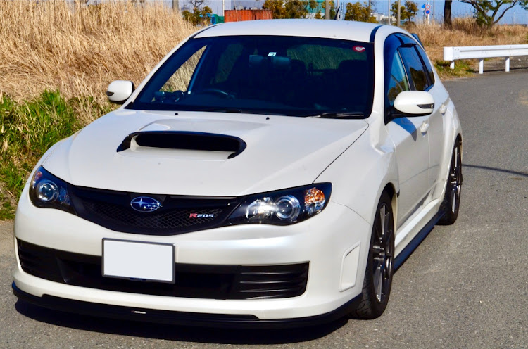 インプレッサ WRX STIのまっケンさんが投稿したカスタム事例の投稿画像3枚目