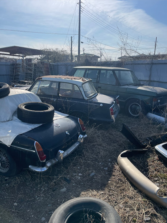 レンジローバーの内装パーツ・部品取り車・コンソールパネル・レストア中に関するカスタム事例の投稿画像4枚目