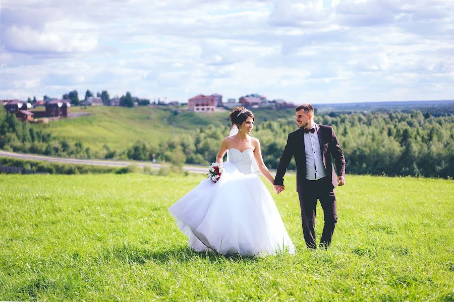 Wedding photographer Irina Samodurova (samodurova). Photo of 15 August 2017