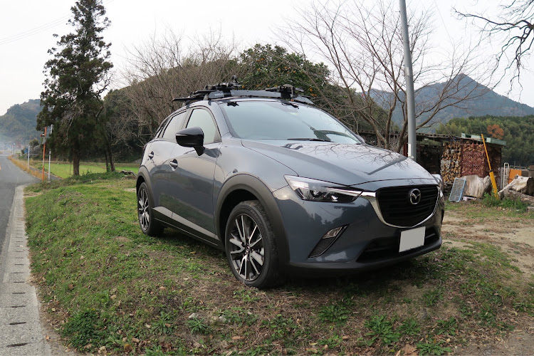 CX-3のリアルusdmスペアリブ・佐世保基地・Yakima・Thuleスーリー・ポリメタルグレーメタリックに関するカスタム事例の投稿画像2枚目
