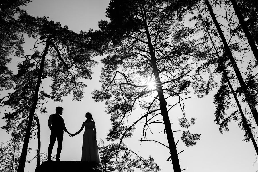 Fotógrafo de casamento Lukas Tycar (lukastycar). Foto de 4 de dezembro 2019