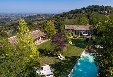 Villa avec piscine et jardin 5