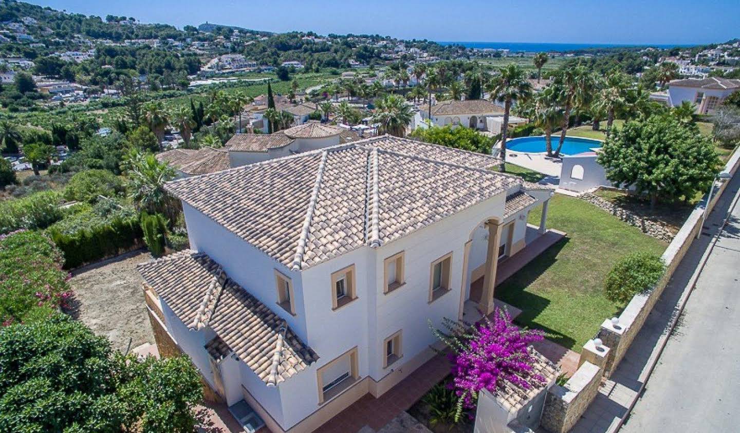 Property with pool Moraira