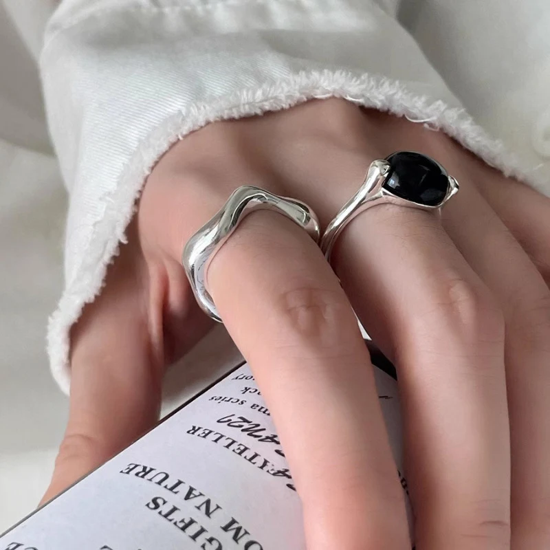 Zwarte agaat ring voor dames Persoonlijkheid Simple. Stijlvolle ring voor dagelijks gebruik. Elegant design, perfect als cadeau.