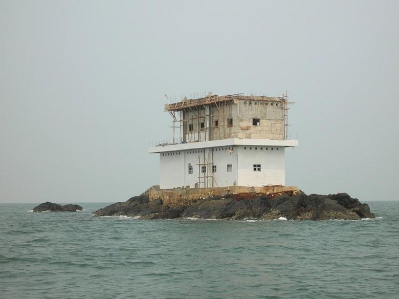 Hasil gambar untuk Pulau Batu Mandi