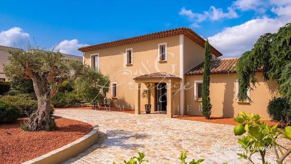 Vente villa 7 pièces 270 m² à Frejus (83600), 1 595 000 €