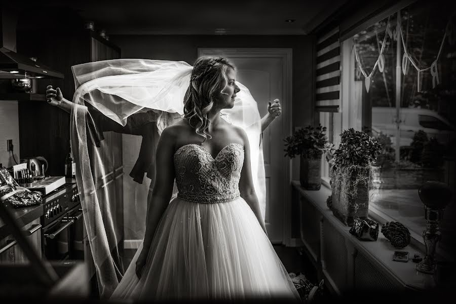 Vestuvių fotografas Helen Navajas (helennavajas). Nuotrauka 2019 birželio 25