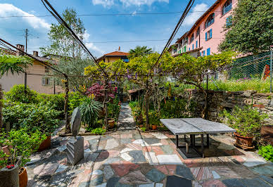 Maison avec jardin et terrasse 2