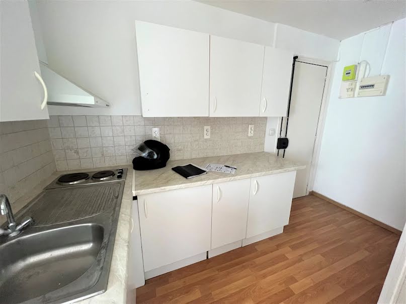 Appartement a louer paris-19e-arrondissement - 1 pièce(s) - 19 m2 - Surfyn