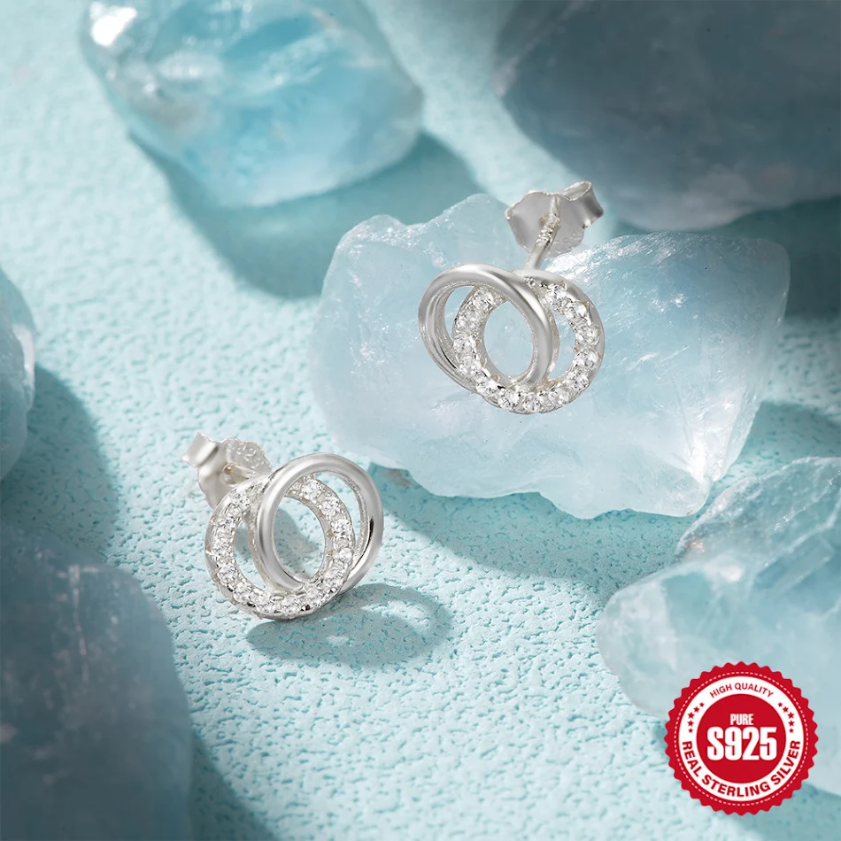 Dames oorbellen – eenvoudig en elegant. Stijlvolle accessoire voor dagelijks gebruik of speciale gelegenheden. Subtiele charme voor een verfijnde uitstraling.