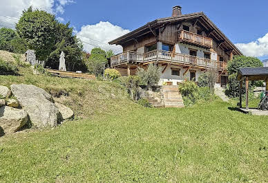 Chalet with panoramic view and terrace 17