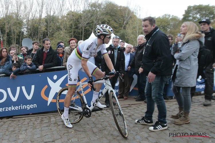 Wout Van Aert bijt van zich af: "Daar ben ik nu helemaal niet mee bezig"