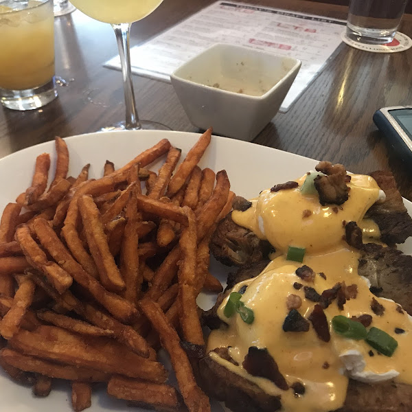 Gluten-Free Fries at Federal Bar and Grill