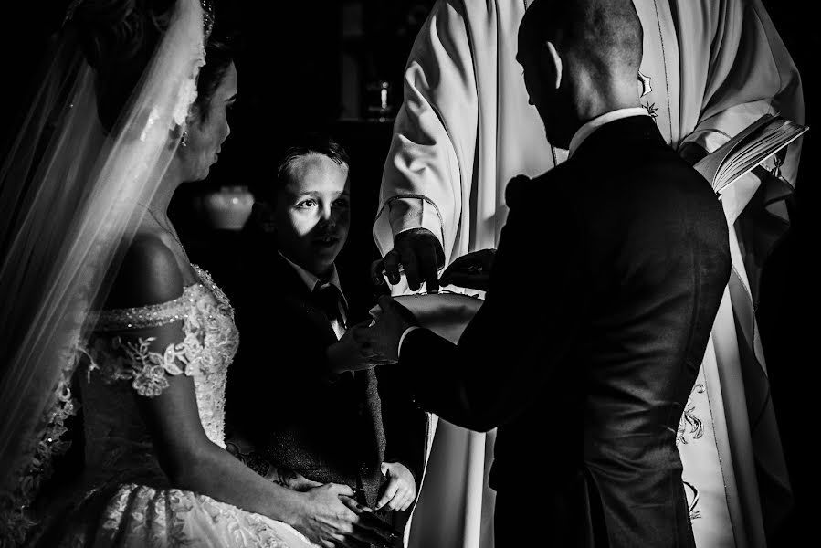 Wedding photographer Marcin Karpowicz (bdfkphotography). Photo of 18 April 2020