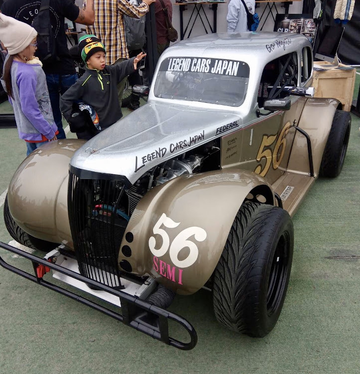 よっしー (SHiNOYO)さんが投稿したMonster・Monster jam・トラック・メットライフドーム・カースタントに関するカスタム事例の投稿画像13枚目
