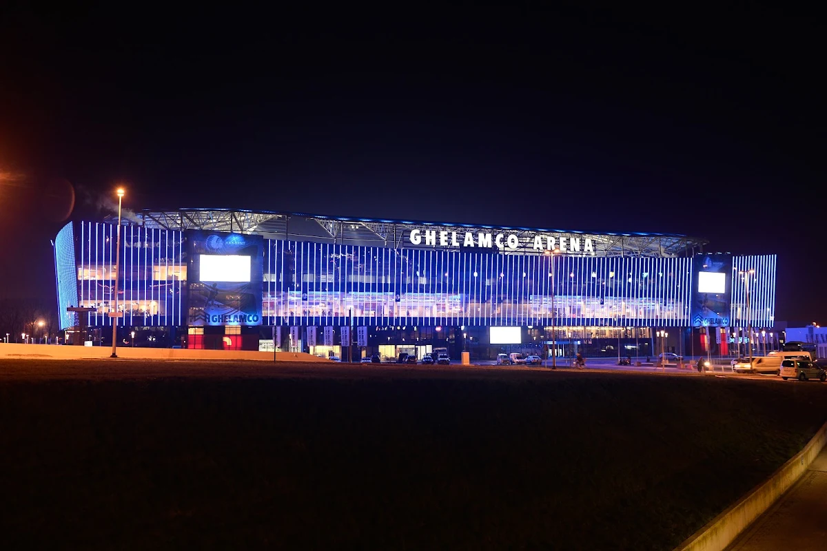 De nieuwe wind door de Ghelamco Arena, ook wat transfers betreft