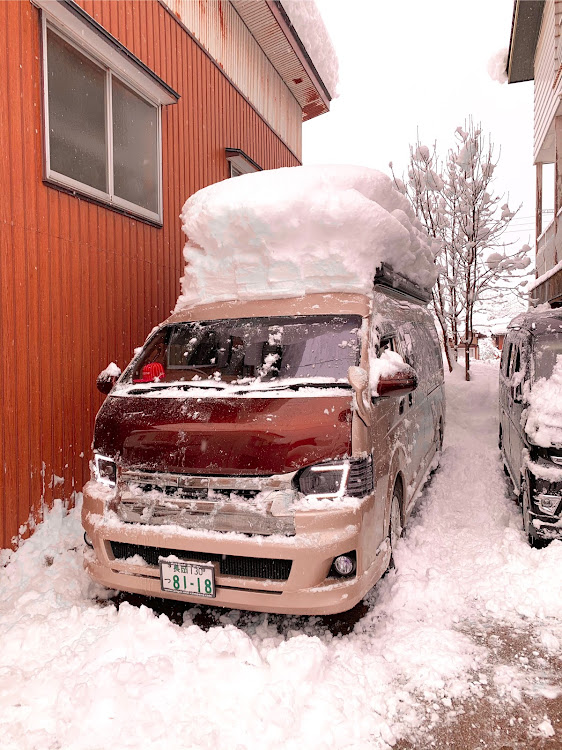 ハイエース スーパーロングのクタバレ、コロ助！・雪国・雪下ろし・除雪に関するカスタム事例の投稿画像1枚目