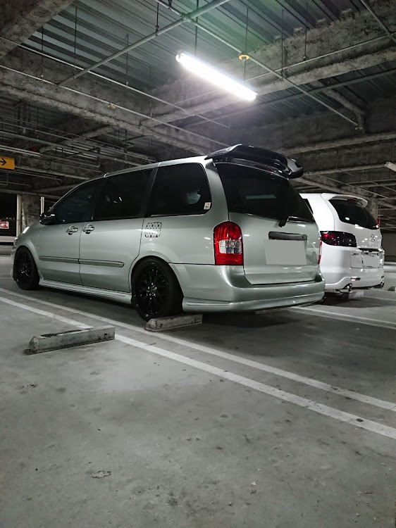 MPVのプチオフ会・LWとLYのMPVコラボに関するカスタム事例の投稿画像3枚目