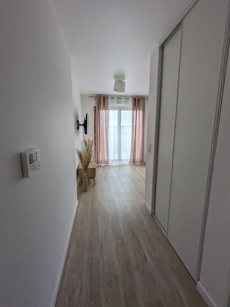 Location meublée appartement 1 pièce 27 m² à Bussy-Saint-Georges (77600), 915 €