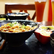 新丼日式餐廳