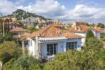 villa à Hyeres (83)