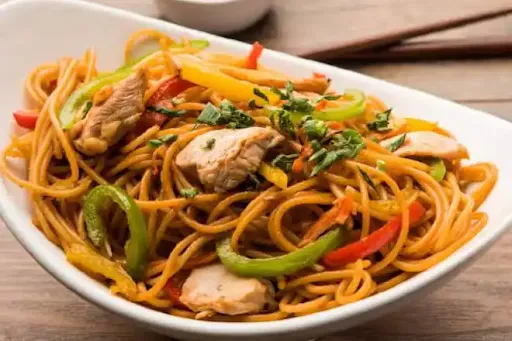 Chicken Hakka Noodles