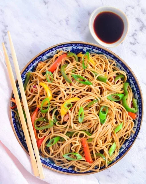 Chicken Hakka Noodles