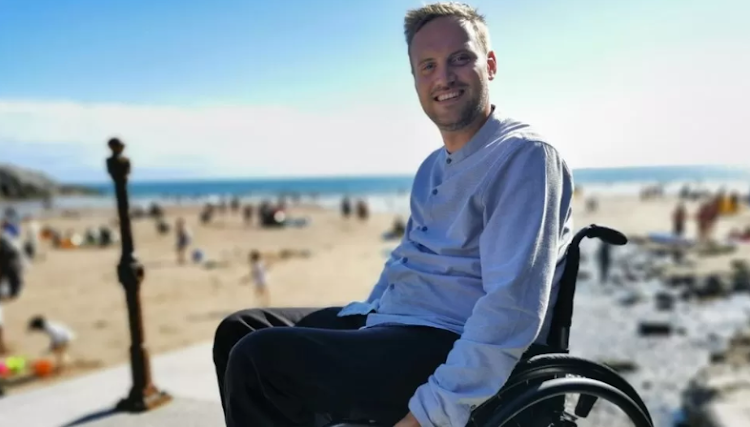 A trip to the beach changed Matthew Bassett's life forever - now he's determined to say yes to everything/BBC