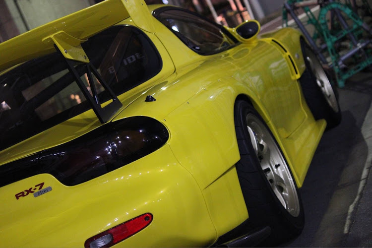 RX-7のFD3S・FC3S・EG6・アバルト124スパイダー・アメ村に関するカスタム事例の投稿画像13枚目