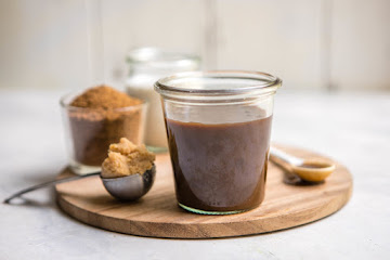 3 Ingredient Salted Caramel Sauce (Vegan)