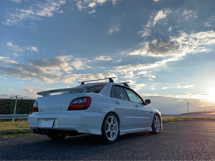 インプレッサ WRX STIの白樺湖・白樺湖畔・ビーナスライン・霧の駅・Bugeyesubiesに関するカスタム事例の投稿画像10枚目