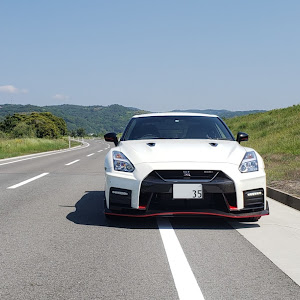 NISSAN GT-R R35