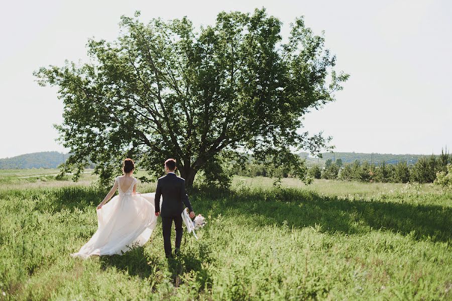 Fotógrafo de casamento Artem Gorlanov (sergeivich). Foto de 21 de março 2018