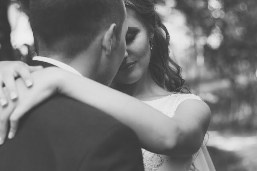 Wedding photographer Aleksandr Cheshuin (cheshuinfoto). Photo of 19 January 2018