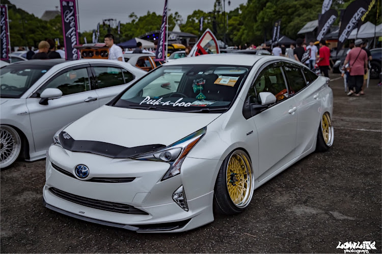 プリウスのプリウス・prius・stance・stancenationに関するカスタム事例の投稿画像1枚目