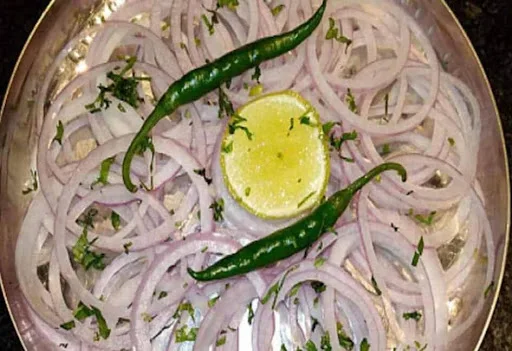 Onion Salad With Green Chilli