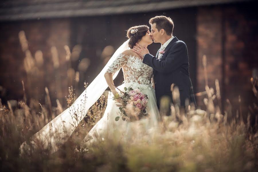 Fotógrafo de bodas Jan Zavadil (fotozavadil). Foto del 3 de julio 2018