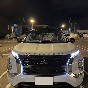 アウトランダーPHEV GN0W