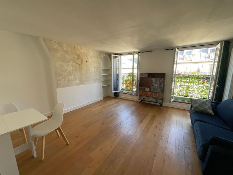 Vente appartement 2 pièces 37.89 m² à Paris 18ème (75018), 350 000 €