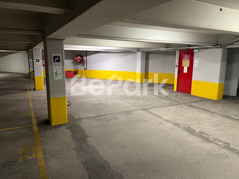 Location  parking  12 m² à Marseille 2ème (13002), 110 €