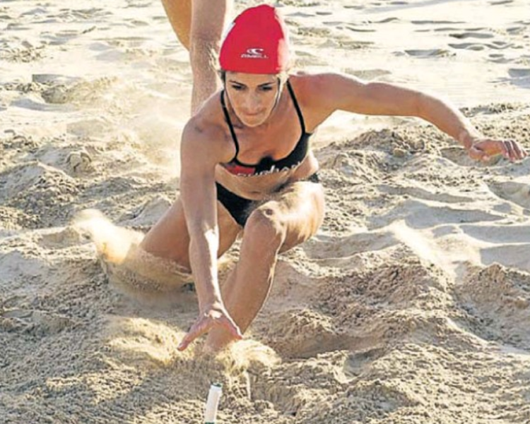 Mandi Maritz of Durban Surf Lifesaving Club showed her class to take a comfortable win in the women’s beach flags event at the national championships