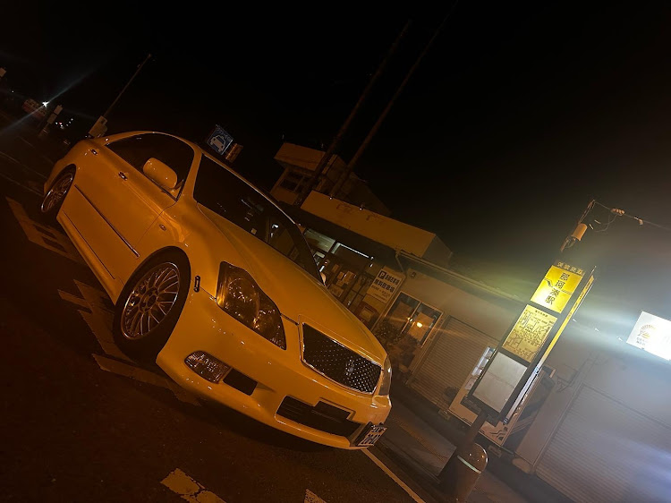 クラウンアスリートの低そうで低くない少し低い車・ドライブ・カメ活・コラボお誘いお待ちしておりますに関するカスタム事例の投稿画像6枚目