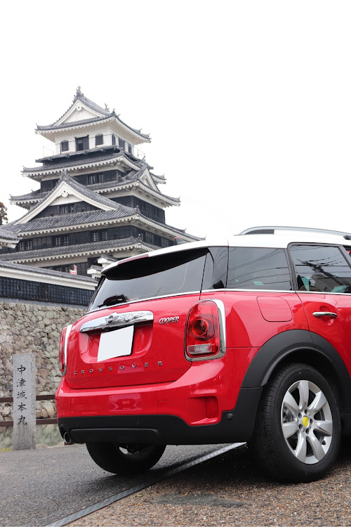 ミニ クロスオーバーのドライブ・中津城・一眼レフに関するカスタム事例の投稿画像2枚目