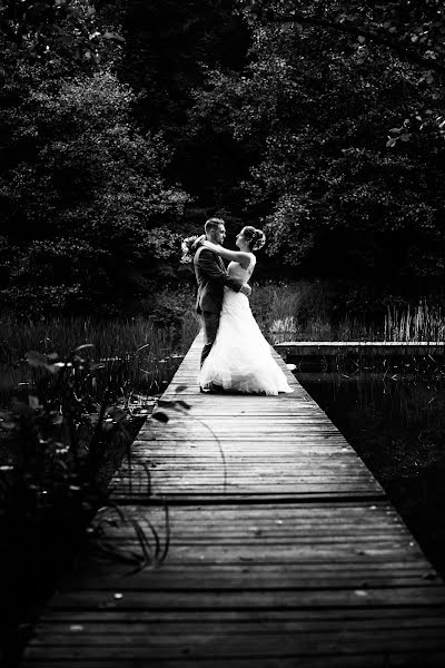 Fotografo di matrimoni Sara Robin (sararobin). Foto del 1 febbraio 2019