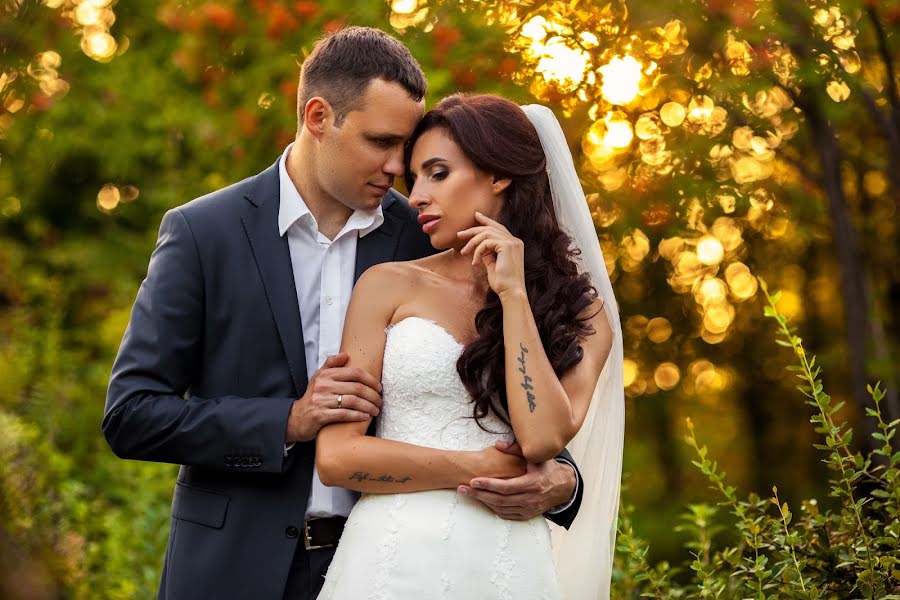 Fotografo di matrimoni Valeriya Sytnik (sytnick). Foto del 22 agosto 2016