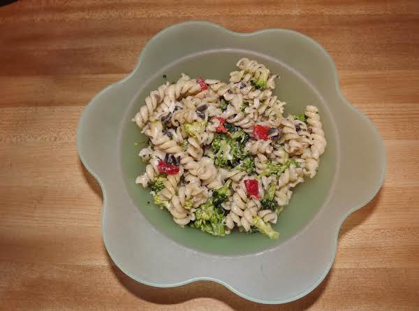 Lori's Favorite Pasta Salad_image