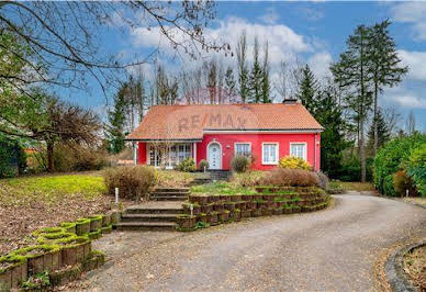 Maison avec terrasse 1