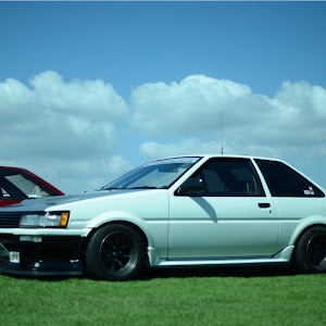 カローラレビン AE86